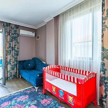 Amazing Duplex With Private Pool And Garden In Sapanca Near Kartepe
