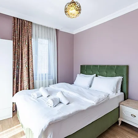 Amazing Duplex With Private Pool And Garden In Sapanca Near Kartepe ساكاريا